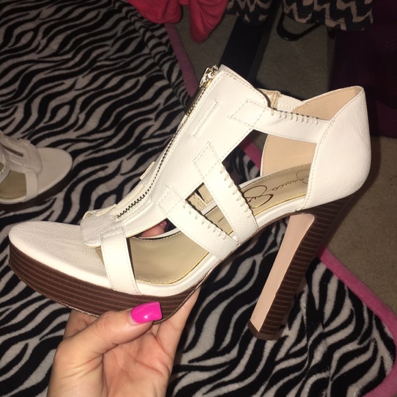 Jessica Simpson white heels with zippers - Picture 1 of 3